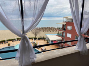 Seaview Apartment in Heaven